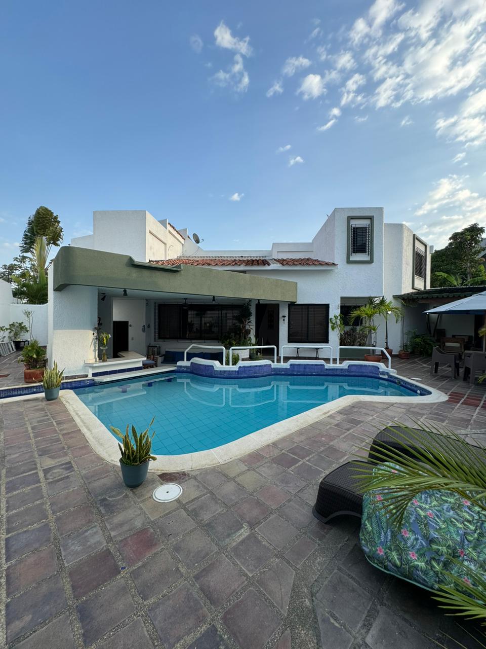 Home in Gated Community Prebo III - Espectacular Casa en Prebo III